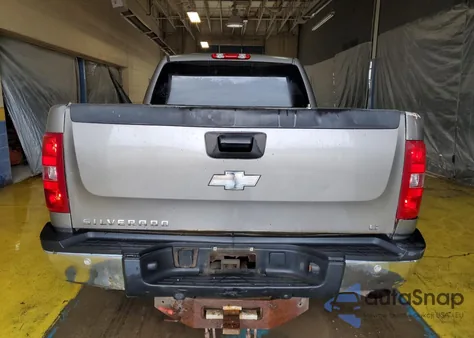 2009 Chevrolet Silverado K2500 Heavy Duty Lt z USA, uszkodzony, nr VIN 1GCHK59K59E138762